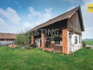 Prodej rodinného domu, Kunětice, 500 m2