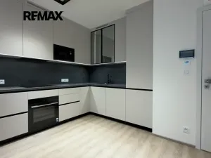 Pronájem bytu 2+kk, Praha - Libeň, Kotlaska, 59 m2