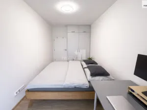 Pronájem bytu 2+kk, Praha - Holešovice, V závětří, 49 m2