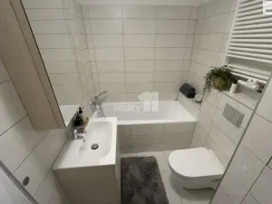 Pronájem bytu 2+kk, Praha - Holešovice, V závětří, 49 m2