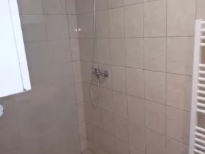 Pronájem bytu 1+kk, Ústí nad Labem - Krásné Březno, 1. máje, 24 m2