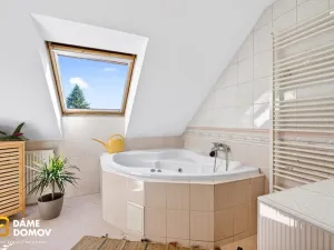 Prodej ubytování, Zlín - Štípa, Mariánské náměstí, 819 m2