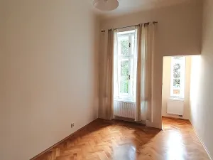 Pronájem bytu 3+1, Praha, Italská, 112 m2