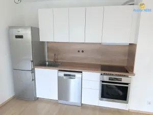 Pronájem bytu 2+kk, Praha - Hlubočepy, Wassermannova, 47 m2