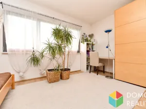 Pronájem bytu 3+kk, Králův Dvůr, Tři Vršky, 95 m2
