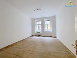 Pronájem bytu 2+1, Praha - Nusle, Ctiradova, 57 m2