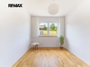 Prodej vícegeneračního domu, Bavoryně, 194 m2