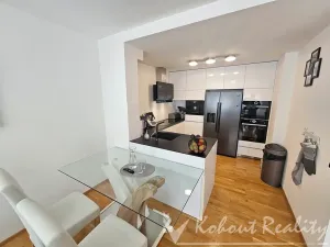 Prodej bytu 5+kk, Praha - Šeberov, K Šeberovu, 135 m2