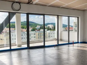 Prodej bytu 2+kk, Zlín, Lorencova, 81 m2