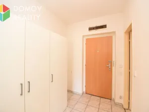 Pronájem bytu 1+kk, Beroun, Pod Homolkou, 30 m2