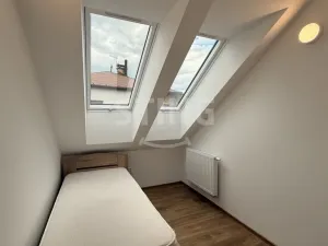 Pronájem bytu 3+kk, Návsí, 80 m2