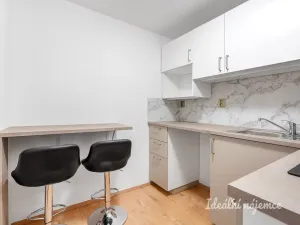Pronájem bytu 2+kk, Přezletice, Zahradní, 34 m2
