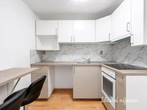 Pronájem bytu 1+1, Přezletice, Zahradní, 34 m2