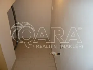 Pronájem bytu 2+kk, Praha - Kolovraty, Mírová, 45 m2