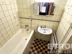 Prodej bytu 2+1, Býšť, 53 m2