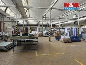 Pronájem skladu, Suchovršice, 1100 m2