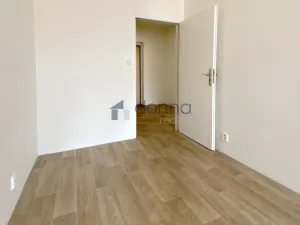 Prodej bytu 2+kk, Praha, Trnkovo náměstí, 45 m2