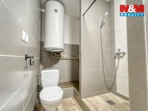 Prodej bytu 4+1, Lesná, 64 m2