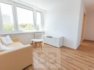 Pronájem bytu 2+1, Praha - Kobylisy, Paláskova, 59 m2