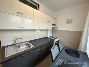 Pronájem bytu 2+1, Zlín, Dřevnická, 60 m2