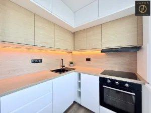 Pronájem bytu 2+1, Kladno, Obránců míru, 53 m2