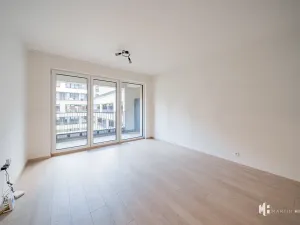 Pronájem bytu 1+kk, Praha - Hloubětín, Poděbradská, 35 m2