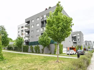 Pronájem bytu 3+kk, Praha - Vysočany, Strnadových, 78 m2