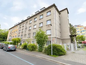 Prodej bytu 2+kk, Praha - Bubeneč, M. J. Lermontova, 43 m2