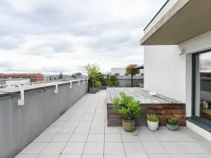 Pronájem bytu 3+kk, Praha - Vysočany, Strnadových, 78 m2