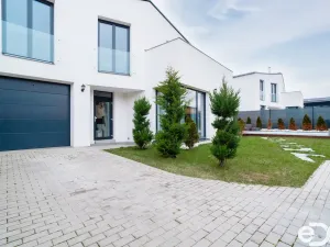 Prodej rodinného domu, Pohořelice, 139 m2