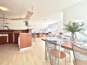 Prodej bytu 4+kk, Praha - Vysočany, Skloněná, 116 m2