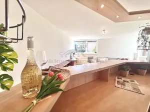 Prodej bytu 4+kk, Praha - Vysočany, Skloněná, 116 m2