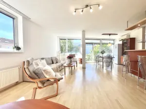 Prodej bytu 4+kk, Praha - Vysočany, Skloněná, 116 m2