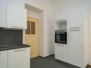Pronájem bytu 2+kk, Praha - Bubeneč, Kamenická, 52 m2