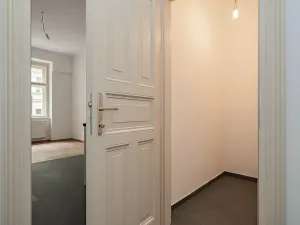Pronájem bytu 2+kk, Praha - Bubeneč, Kamenická, 52 m2