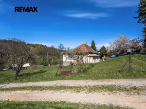Prodej pozemku pro bydlení, Mnichovice, 2100 m2
