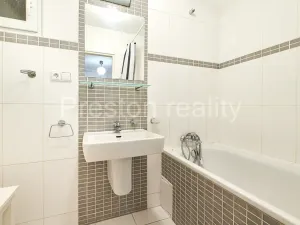Prodej bytu 2+1, Praha - Holešovice, U měšťanského pivovaru, 86 m2