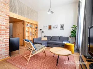 Pronájem bytu 1+kk, Praha - Malá Strana, Petřínská, 37 m2