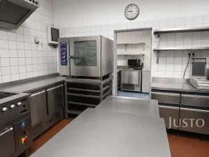 Pronájem kanceláře, Písek - Budějovické Předměstí, Sedláčkova, 110 m2