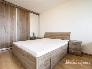 Pronájem bytu 2+kk, Praha, Mrázkova, 50 m2