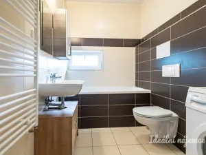 Pronájem bytu 2+kk, Praha, Mrázkova, 50 m2