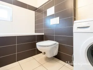 Pronájem bytu 2+kk, Praha, Mrázkova, 50 m2