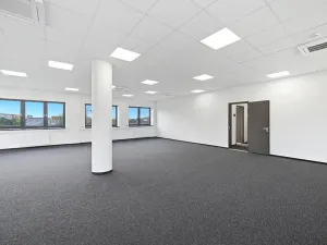 Pronájem kanceláře, Mělník, Bezručova, 240 m2