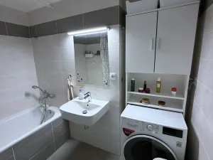 Prodej bytu 2+kk, Praha - Letňany, Tupolevova, 58 m2