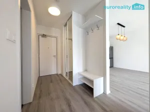 Pronájem bytu 2+kk, Plzeň, Zahradní, 70 m2