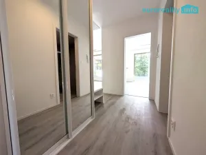 Pronájem bytu 2+kk, Plzeň, Zahradní, 70 m2