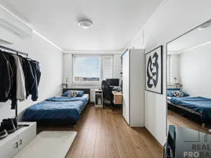 Prodej bytu 3+1, Hodonín, Šumná, 68 m2