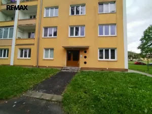 Prodej bytu 3+1, Hroznětín, Sídliště, 73 m2