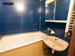 Prodej bytu 3+1, Hroznětín, Sídliště, 73 m2