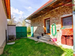Prodej rodinného domu, Věžná - Brná, 225 m2